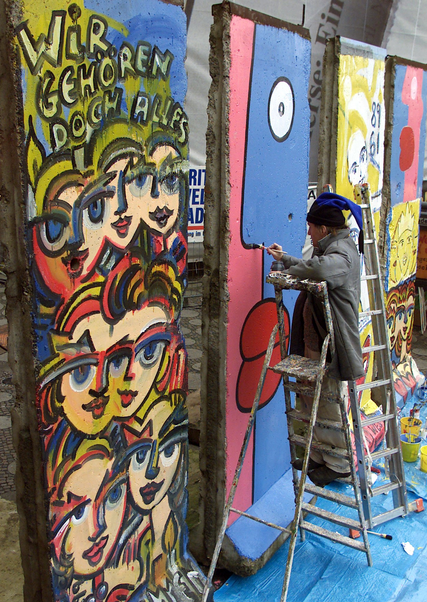 Accadde Oggi Novembre Il Crollo Del Muro Di Berlino