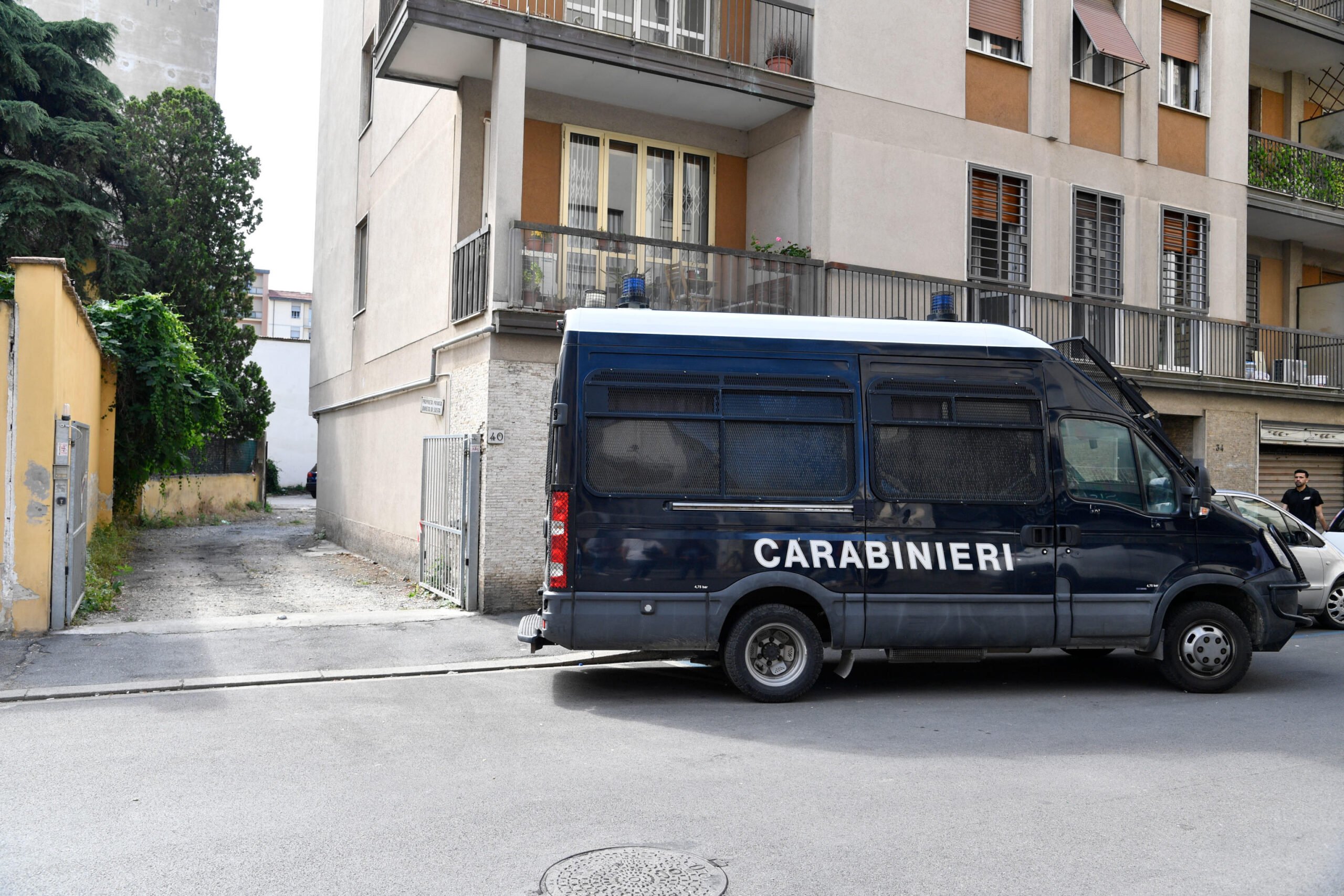 Bambina Scomparsa A Firenze, Nuovo Sopralluogo All'ex Hotel Astor Per ...