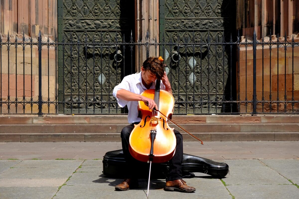 Perché suonare uno strumento musicale fa bene? Ecco quali sono gli ...