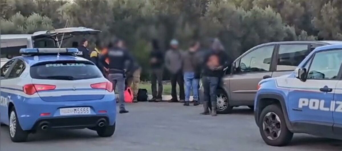 Reggio Calabria, violenza sessuale su due ragazzine minorenni: 4 ar...