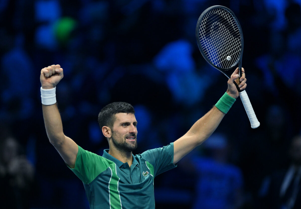 Sinner perde (tra gli applausi): Djokovic è il maestro delle ATP Finals