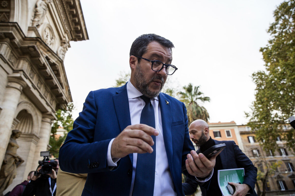 Sciopero 17 novembre 2023, Salvini tuona: "Chi blocca l'Italia paga...