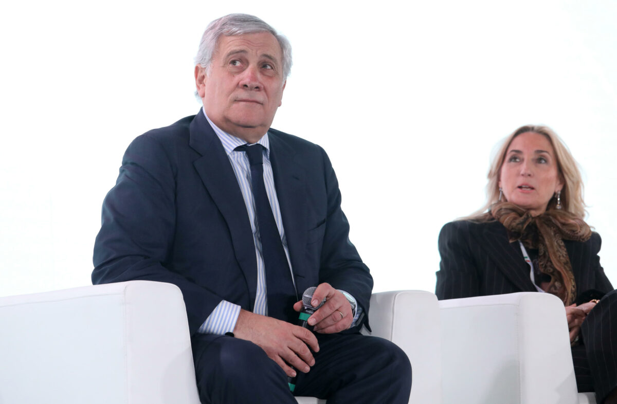 Guerra in Medio Oriente, domani Tajani prenderà parte al Forum dell'Unione per il Mediterraneo di Barcellona