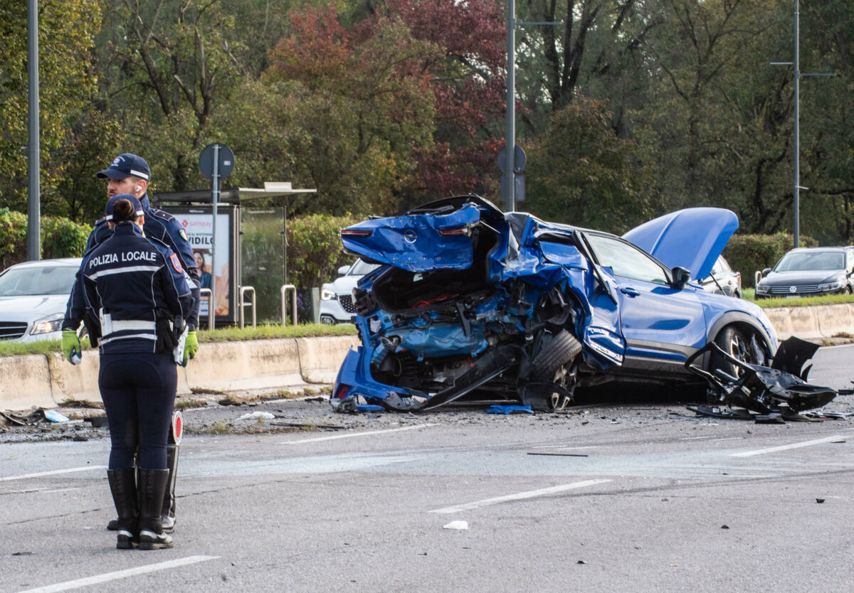 Gorizia, drammatico incidente a Monfalcone: scontro tra due auto, u...