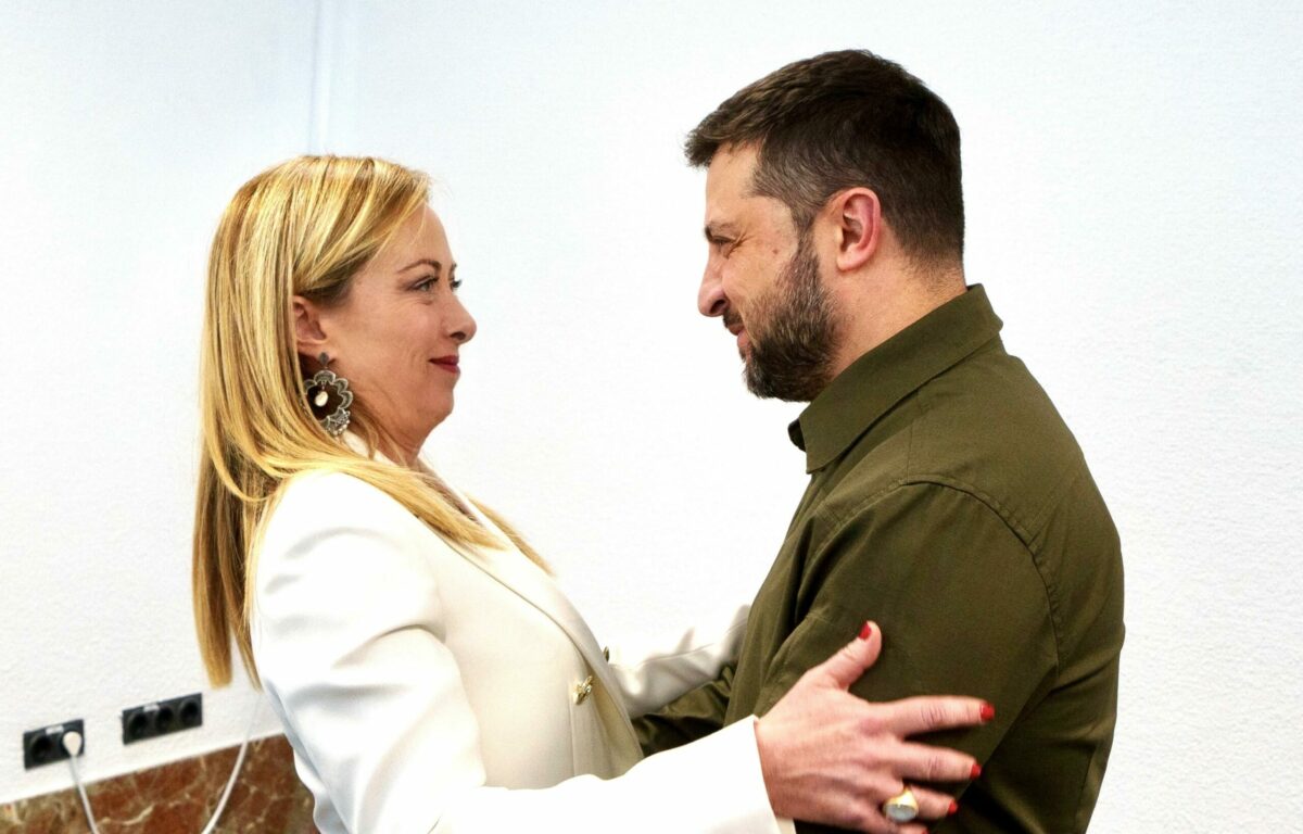 Ucraina, telefonata Zelensky-Meloni: "Italia dimostra forte leadership"