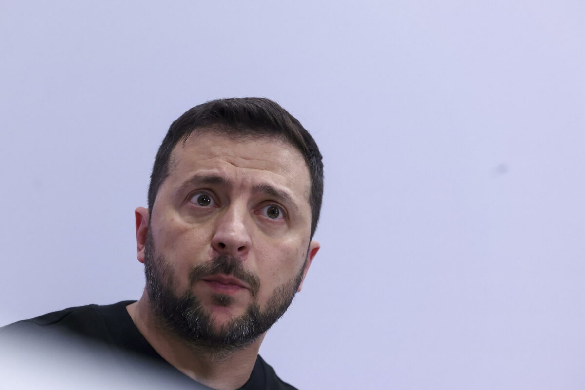 Ucraina, Zelensky: "Attacchi russi aumentano, Kherson colpita senza motivo"