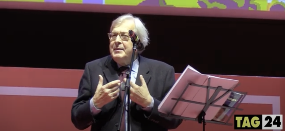 Sgarbi a Più libri più liberi su Giulia Cecchettin: "Turetta uccidendo si è suicidato" e attacca Valditara: "Solo l'arte educa a non uccidere" | VIDEO