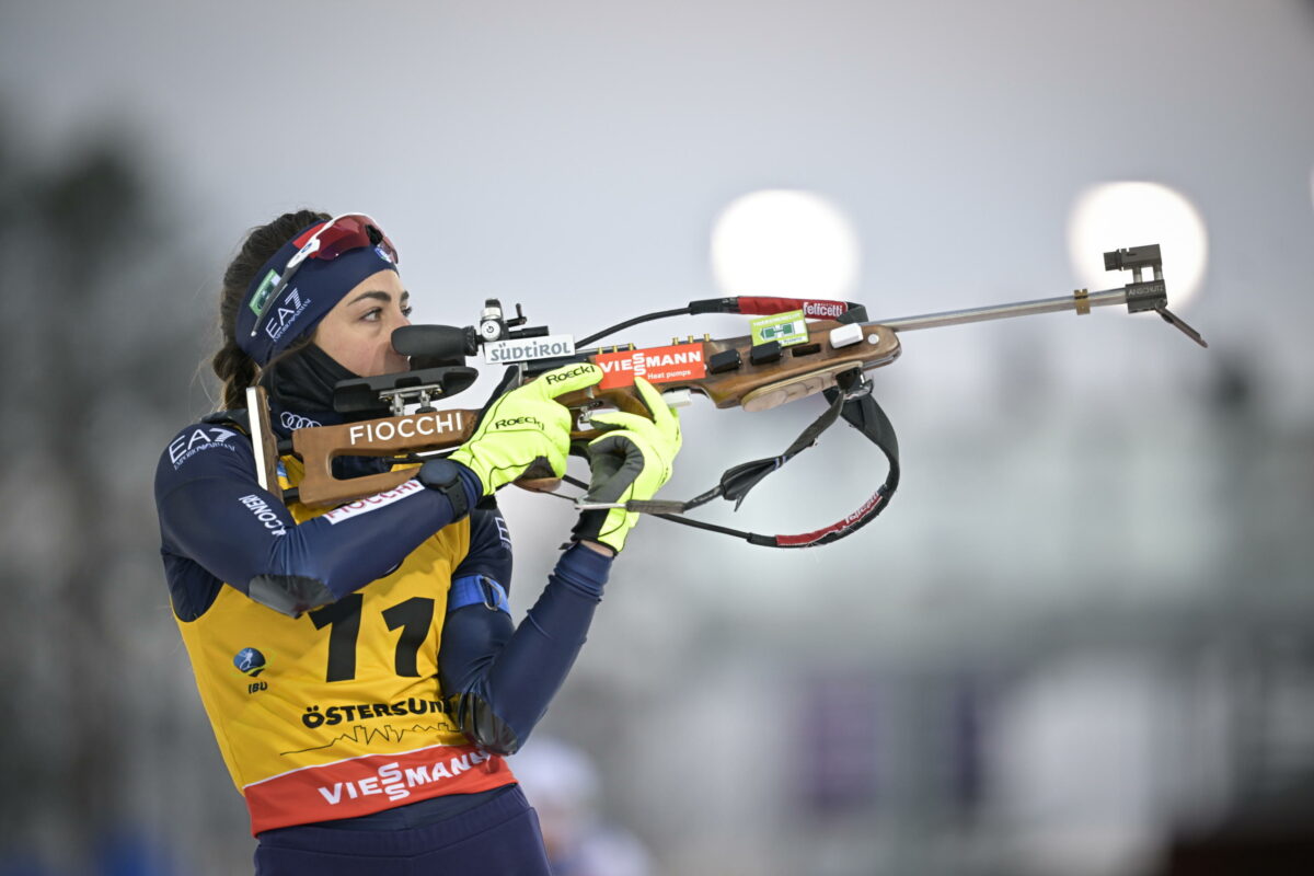 Coppa del Mondo Biathlon: Lou Jeanmonnot vince anche nel pursuit, Lisa Vittozzi nona