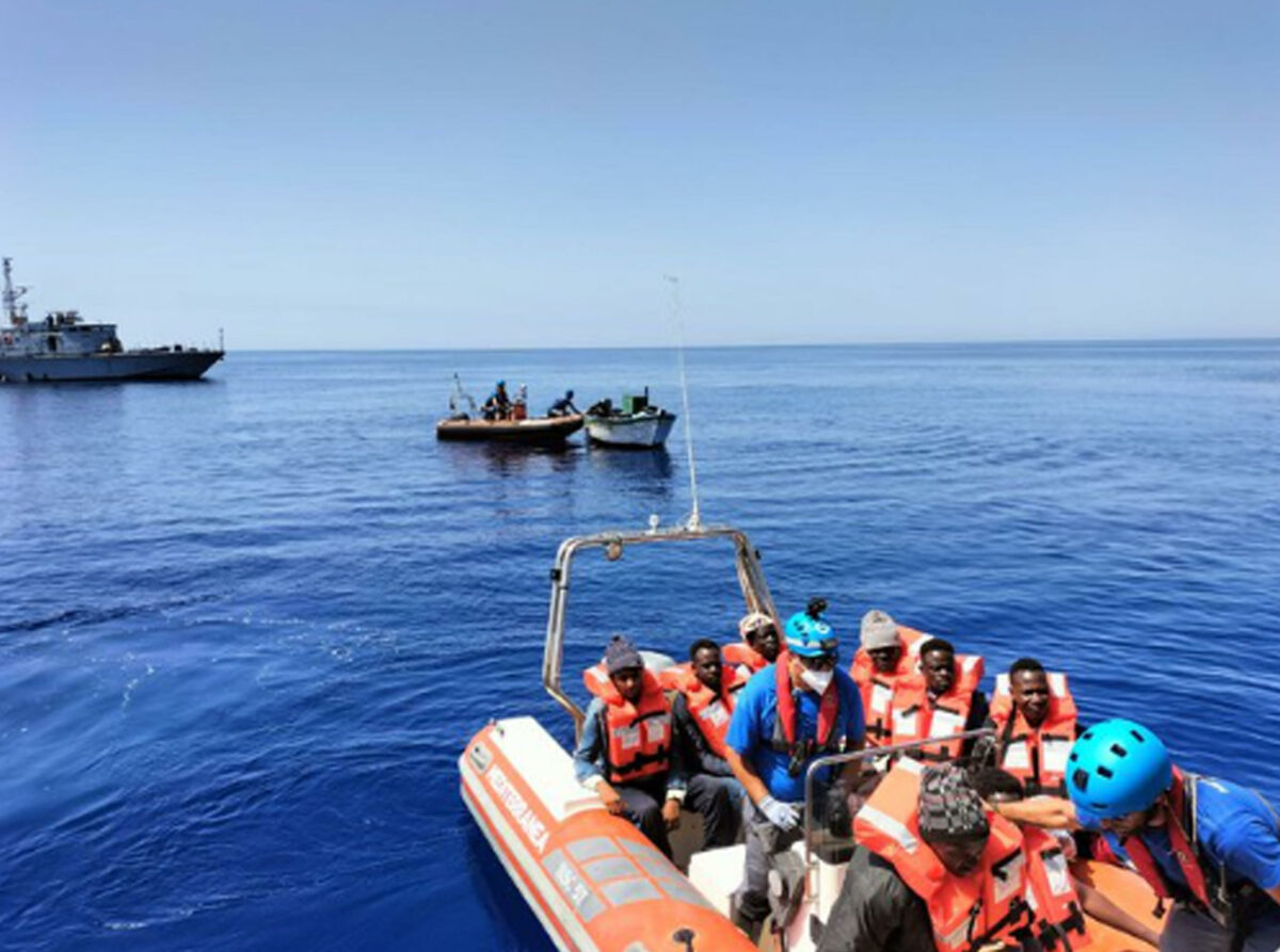 Migranti, caso Mare Jonio: verso l'udienza preliminare per le sette persone accusate di favoreggiamento aggravato dell'immigrazione clandestina