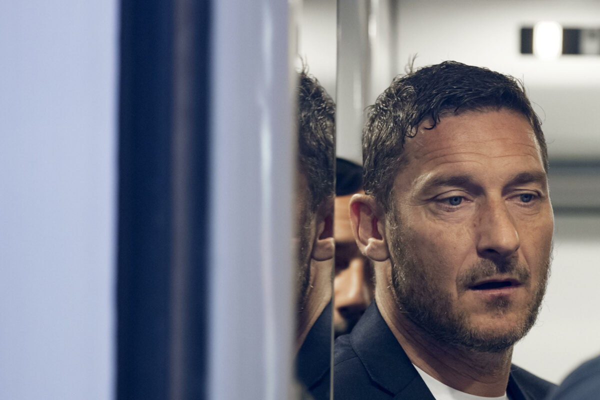 Roma, accertamenti fiscali per Totti: cosa è successo