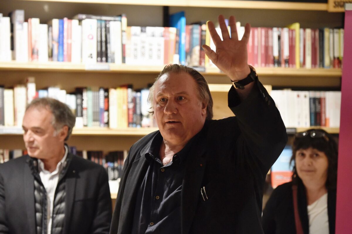 Gerard Depardieu è in stato di fermo per le accuse di violenza sessuale