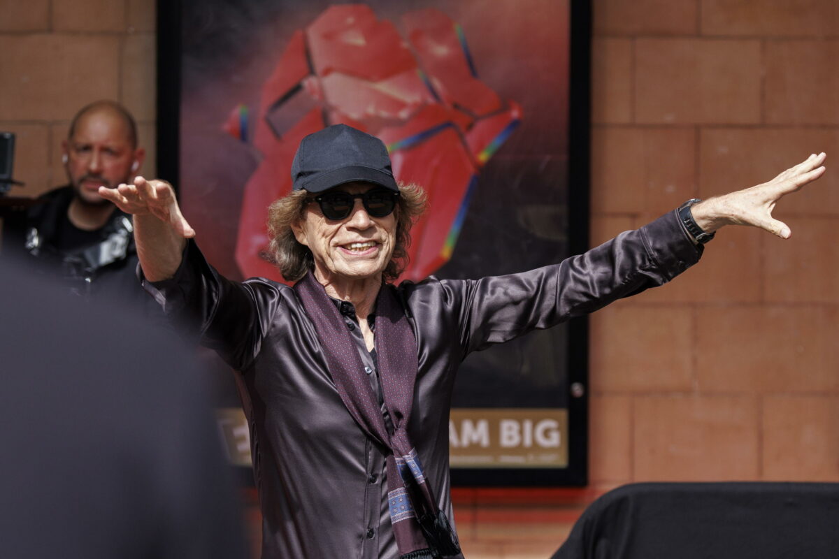 Mick Jagger si prende una pausa: il leader dei Rolling Stones torna...