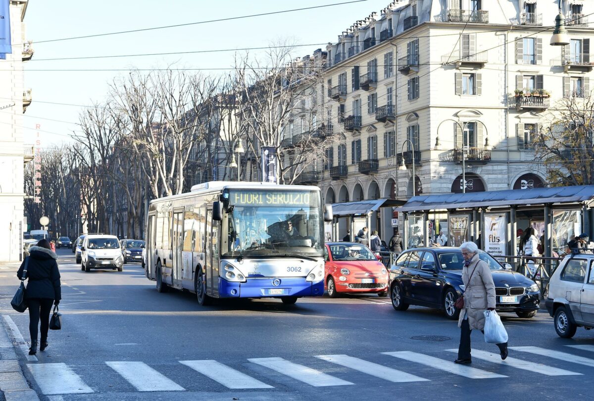 Torino, mezzi pubblici Capodanno 2024: orari trasporti Gtt