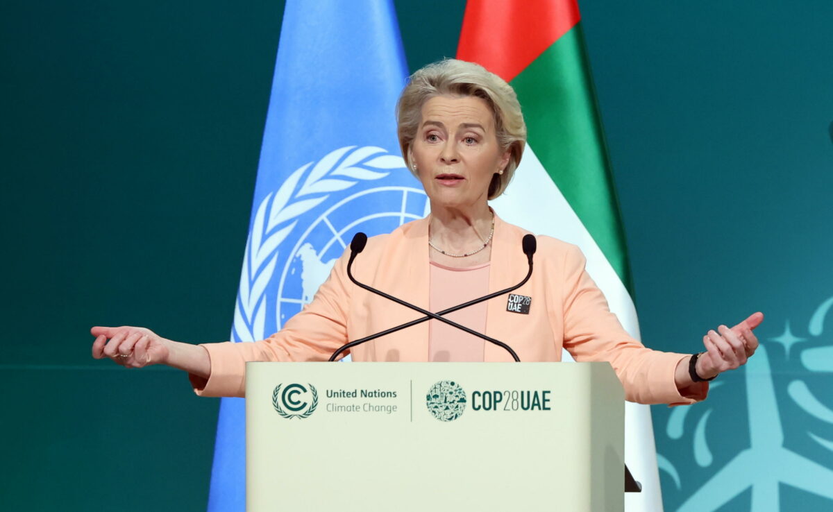 Cop28: "L'Europa si impegna a versare 100 miliardi entro l'anno per...