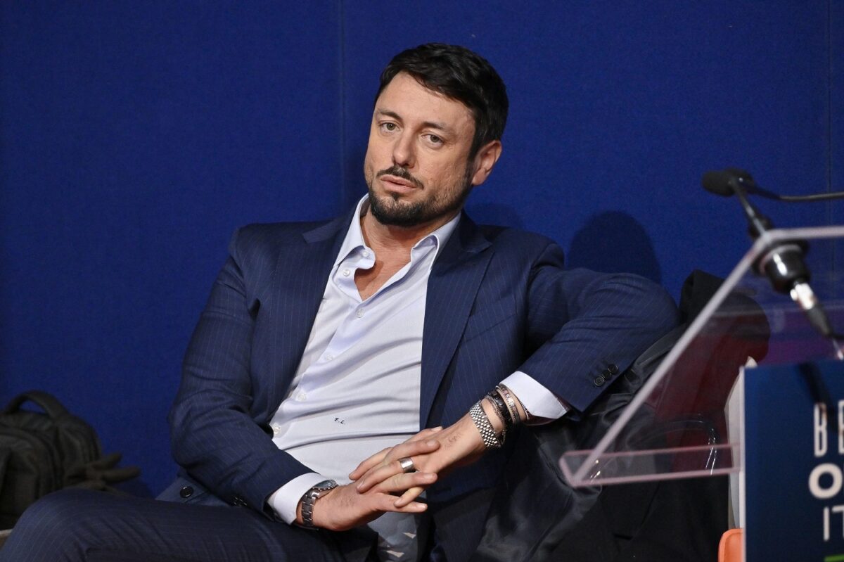 Giambruno torna in Mediaset? Ecco la richiesta ufficiale mandata a Pier Silvio Berlusconi