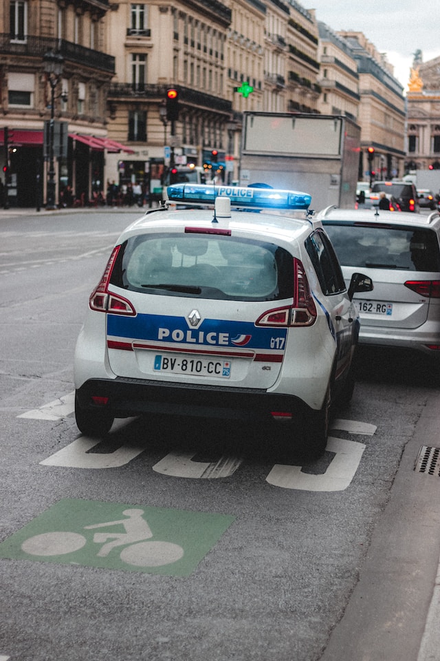 Francia, madre e 4 figli trovati morti in casa a Meaux: arrestato il padre