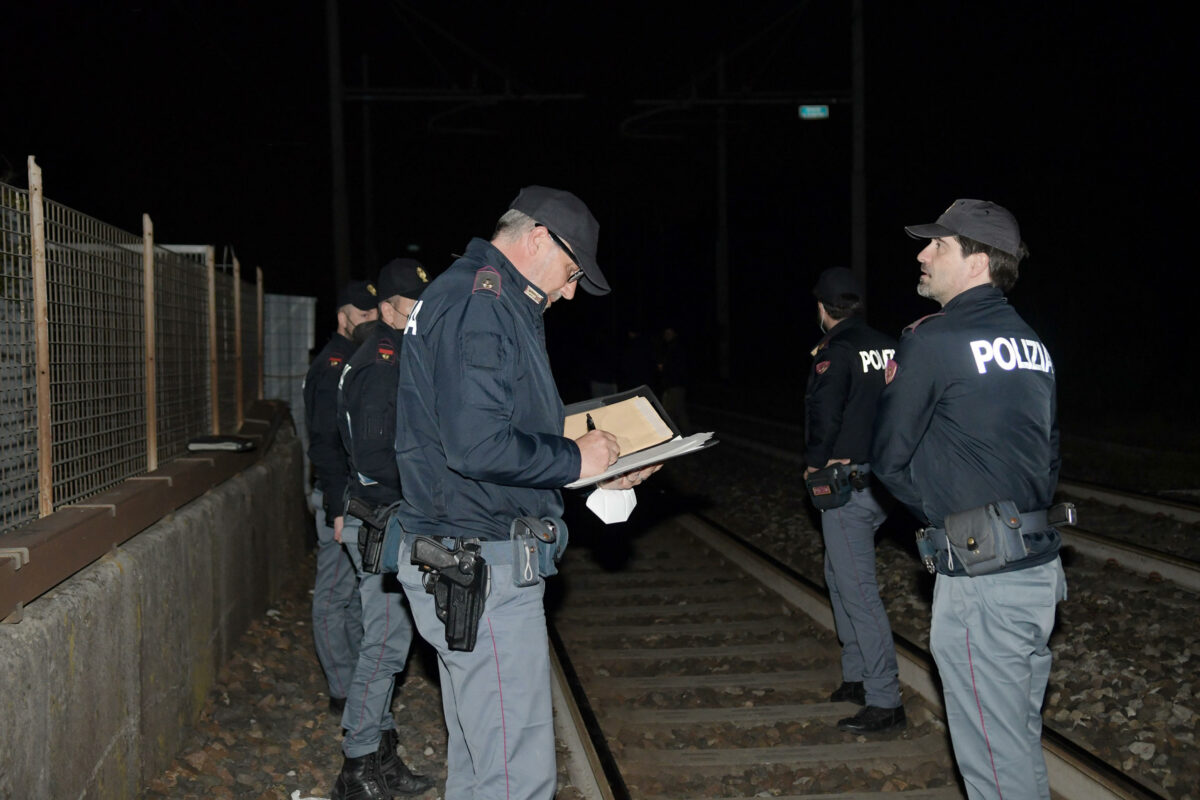 Imperia, trovato cadavere in una galleria ferroviaria a Taggia: for...