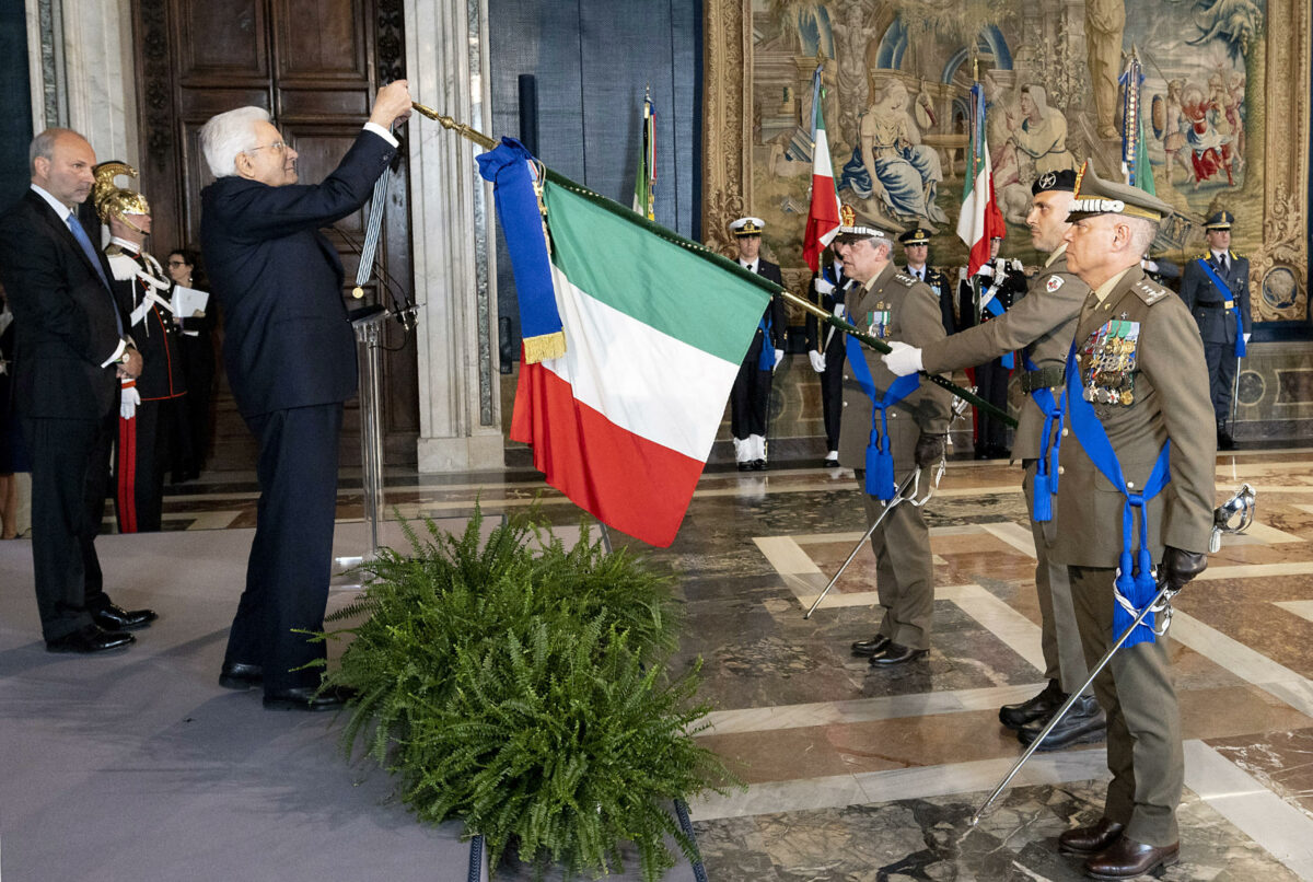 Giornata nazionale della bandiera, oggi festa del Tricolore, Mattarella: "E' simbolo di coesione"