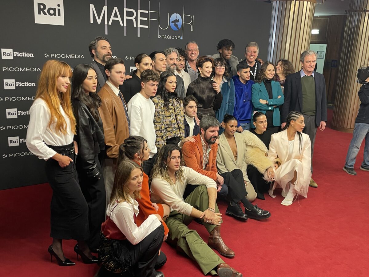 Mare fuori 4 anticipazioni e trailer in anteprima dalla presentazione con il cast a Napoli: “Scena più hot di sempre e colpi di scena”