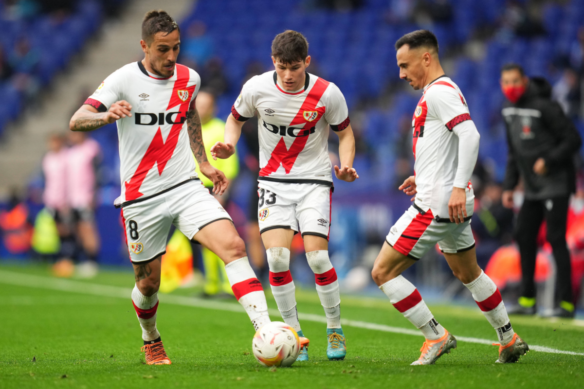 In quale serie della Liga gioca il Rayo Vallecano? Stadio, giocatori, allenatore, presidente e maglia. Tutto sulla squadra di Christian Totti