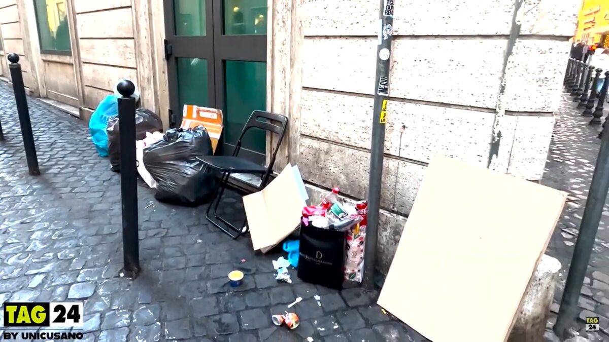 Cartoline da Roma, quanto è sporco il centro della Capitale? Lo abbiamo chiesto ai turisti | VIDEO