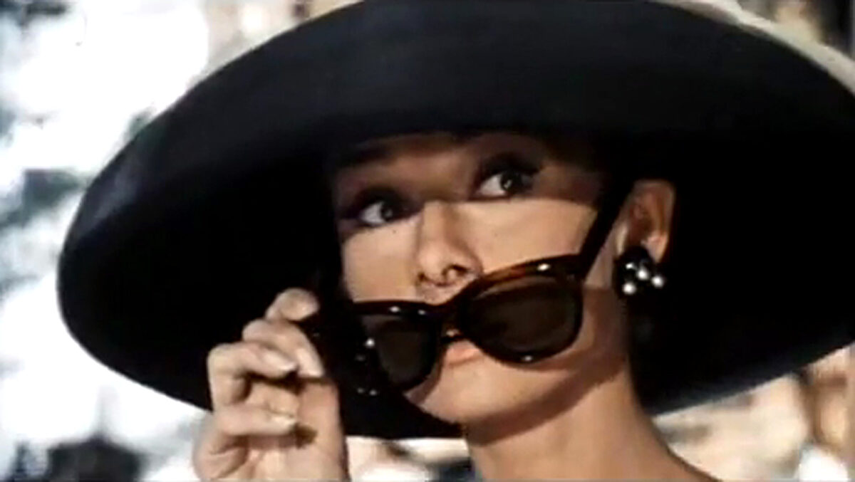 “Colazione da Tiffany”: trama, cast e dove vedere in streaming il film con Audrey Hepburn