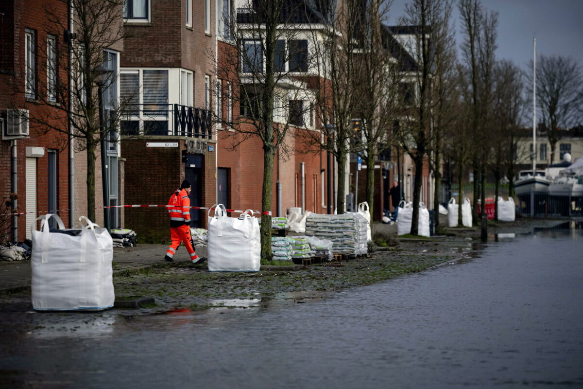 Belgio, Tempesta Henk: forti piogge e allagamenti. Morta una donna morta e 18 evacuati