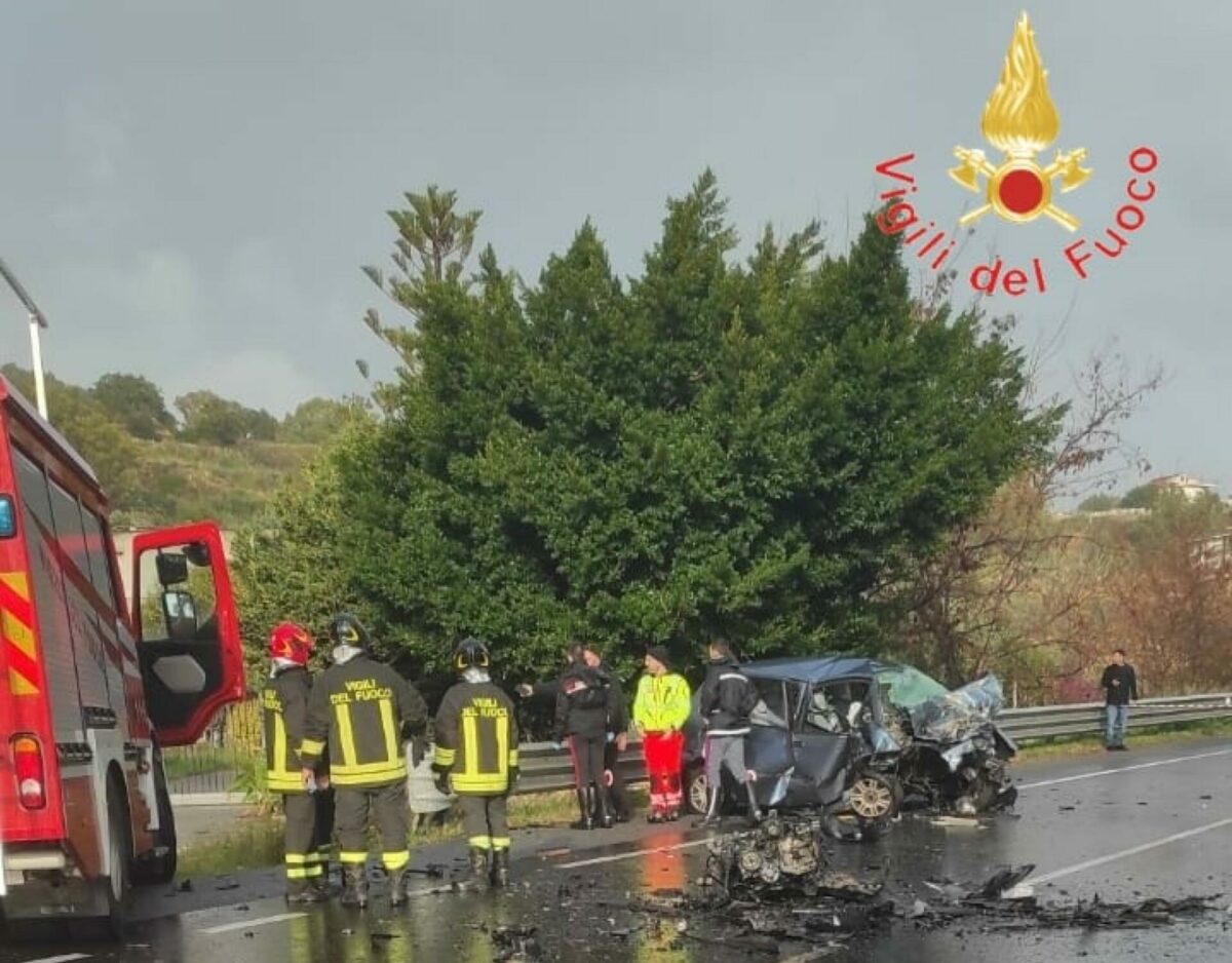 Matera, tragico incidente stradale a Pisticci: morto un 91enne, ferito un 25enne