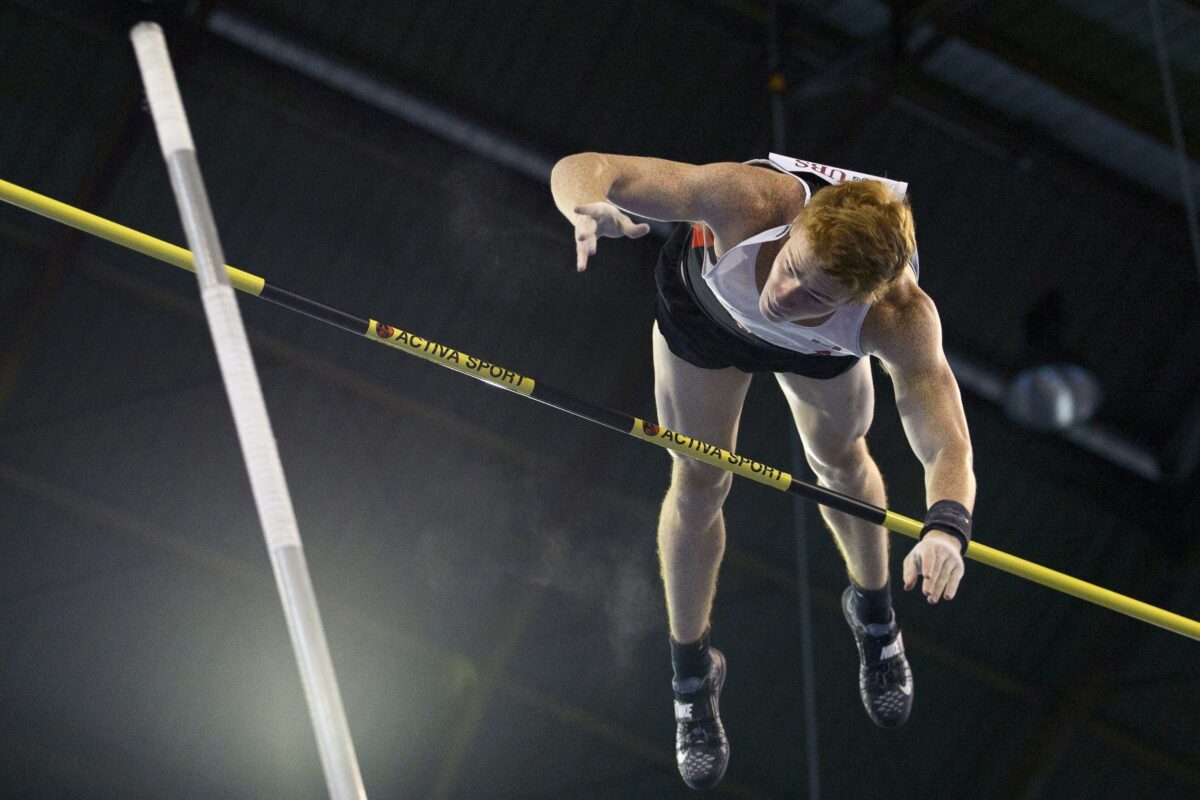 Lutto nell'atletica: è morto Shawn Barber, ex astista campione del mondo