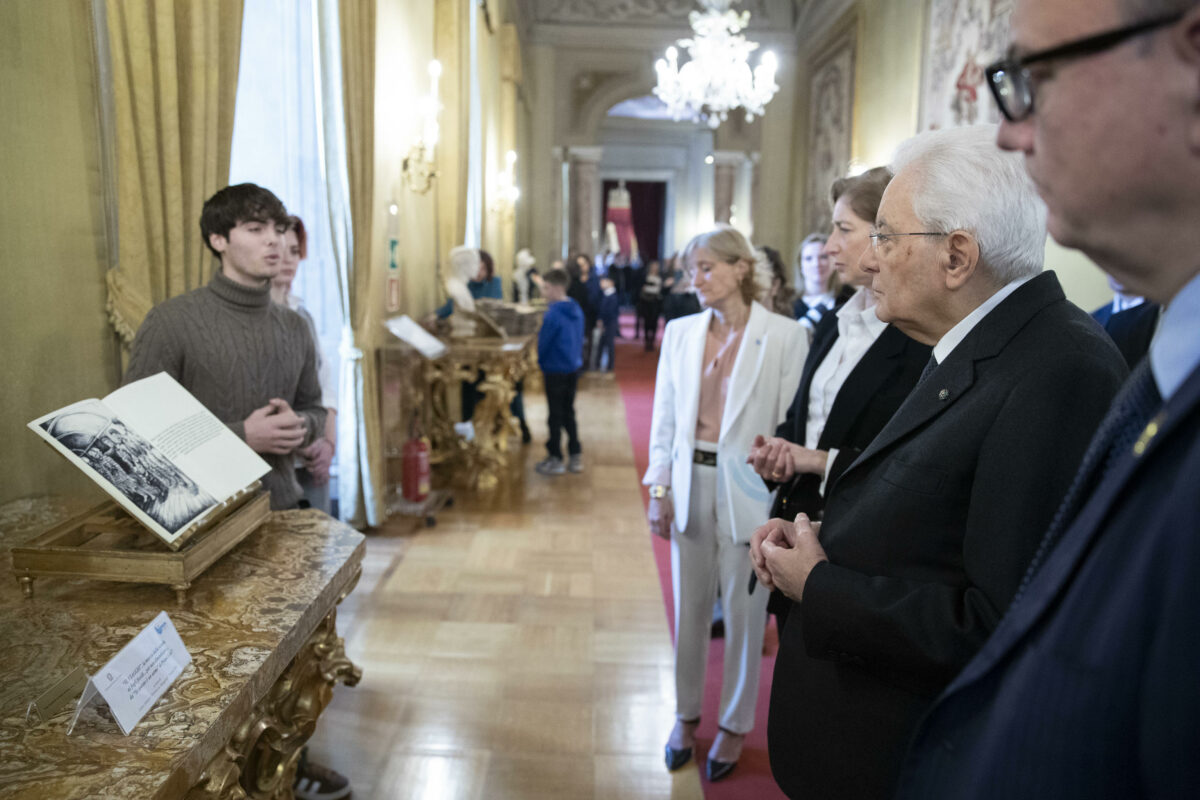 Giornata della memoria, la politica italiana ricorda le vittime della Shoah