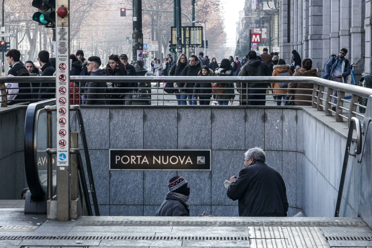 Torino, rissa in metro nel pomeriggio: sospeso il servizio