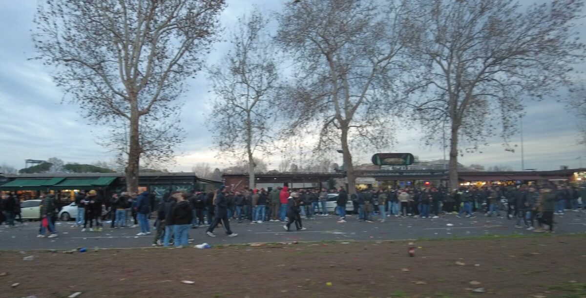 Lazio-Roma, il derby dei tifosi: "La decide Castellanos. No, è la serata di Lukaku" | VIDEO