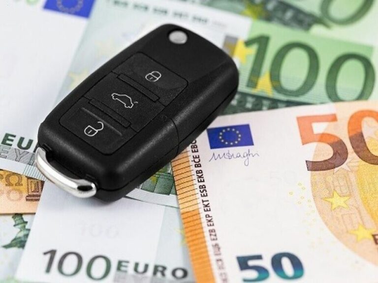 Nuovi sconti per comprare auto elettriche, ibride e usato: quando arrivano gli ecobonus 2024? 