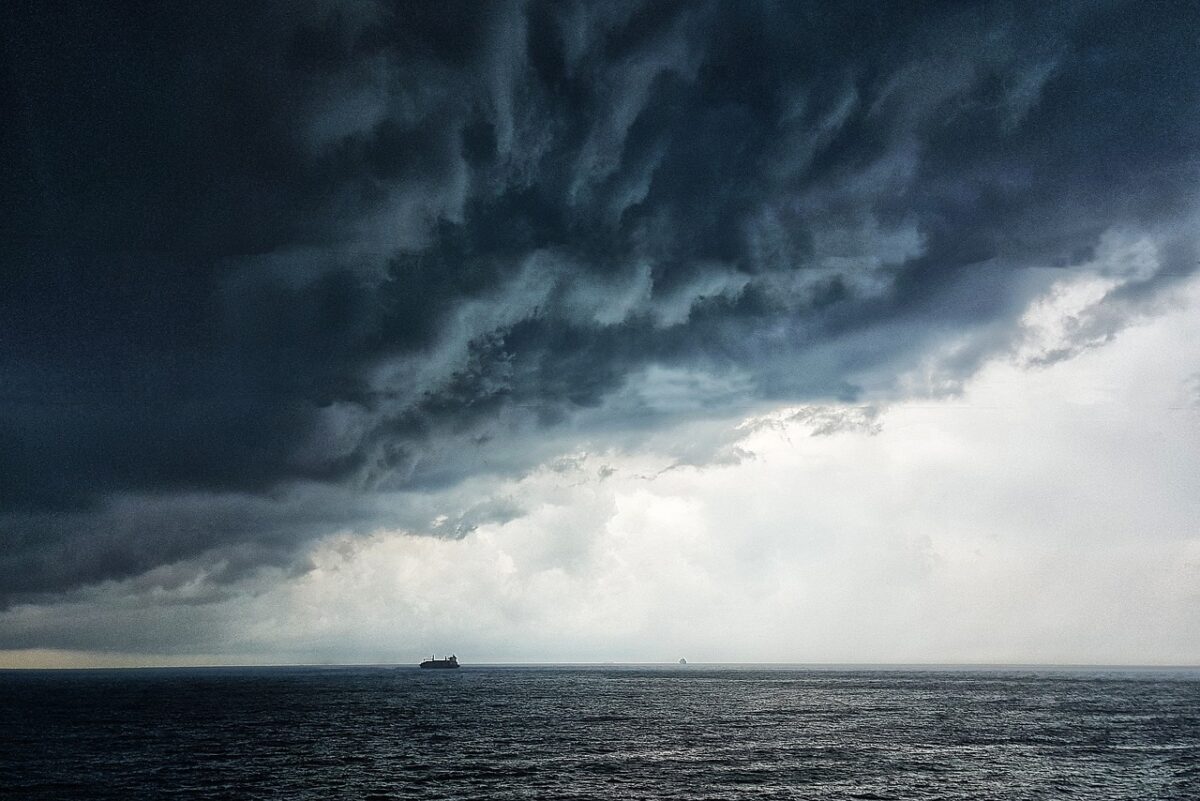 Regno Unito, tempesta Isha provoca allerta gialla per vento. Migliaia di case senza elettricità