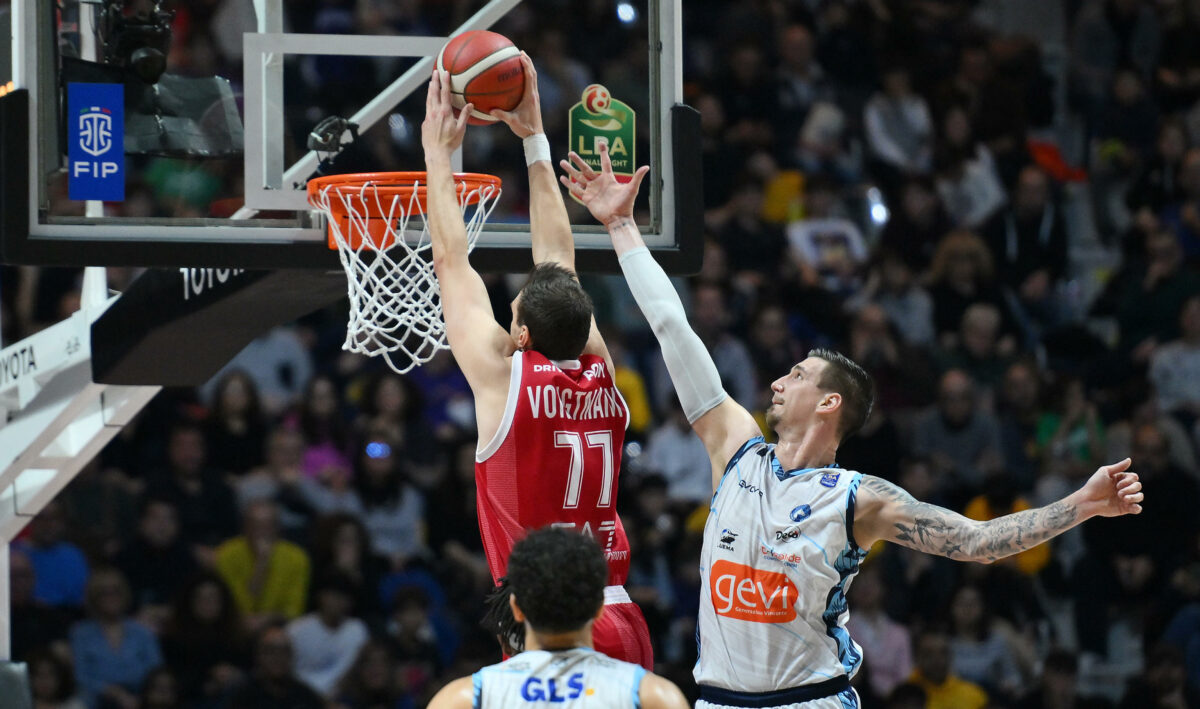 Coppa Italia basket, Napoli trionfa in finale a sorpresa contro l’Olimpia Milano: il racconto