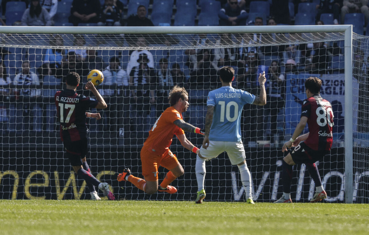 Lazio-Bologna e l'errore di Provedel, Ballotta: "Si sta esagerando! Il portiere deve prima di tutto parare, ma gli allenatori chiedono altro"