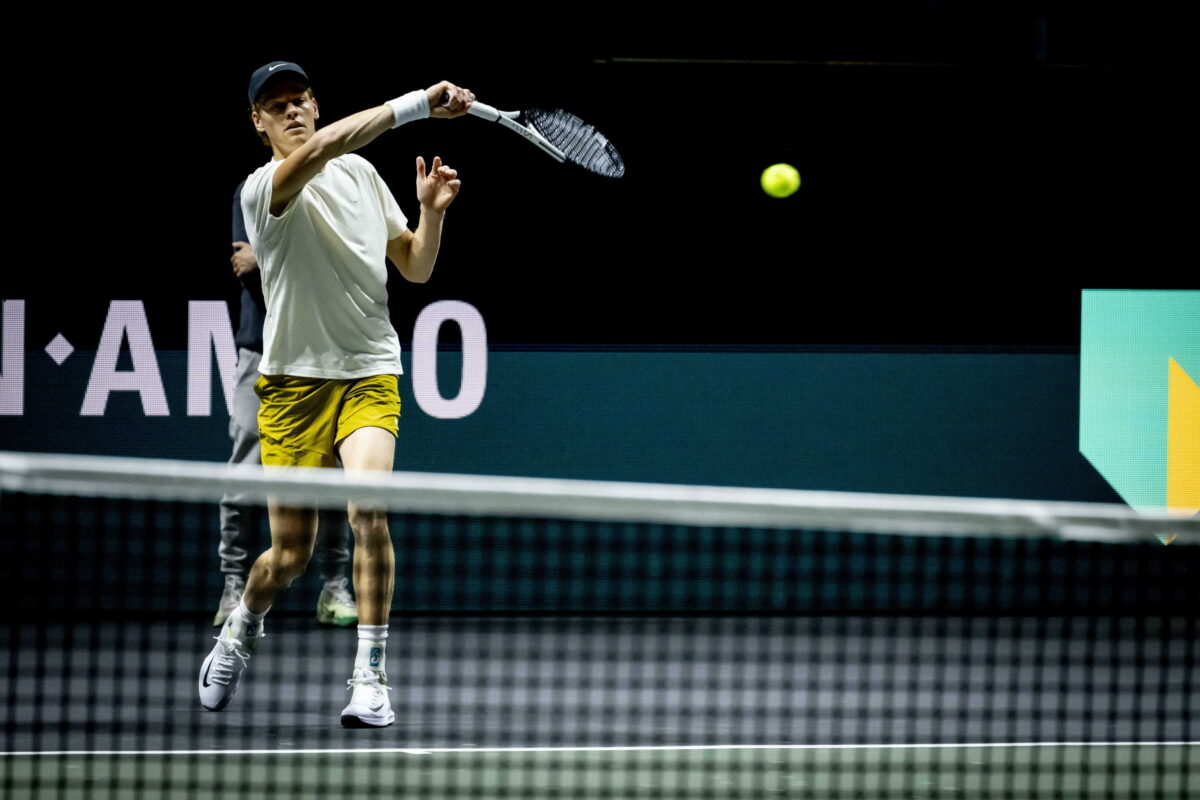 ATP Rotterdam, Sinner batte Monfils in tre set e vola ai quarti di finale