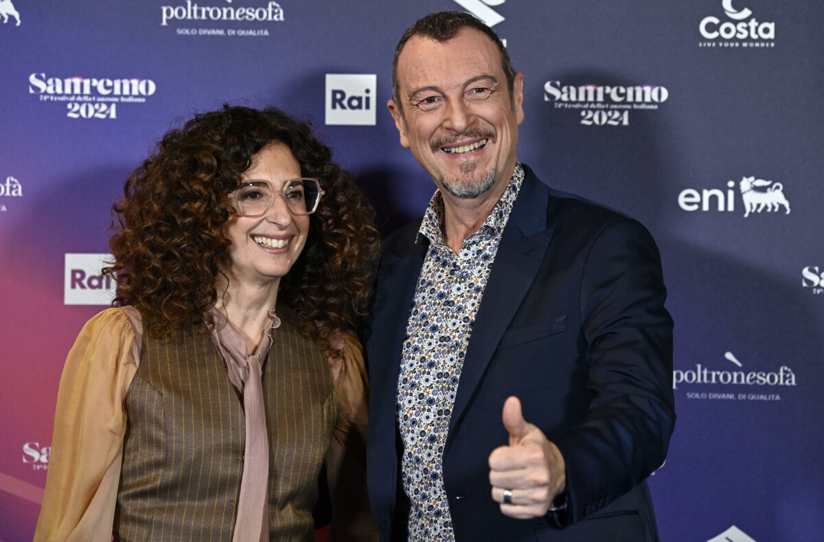 Sanremo 2024, terza serata: Mannino co-conduttrice. Ospiti Crowe, Ferilli, Leo e Ramazzotti