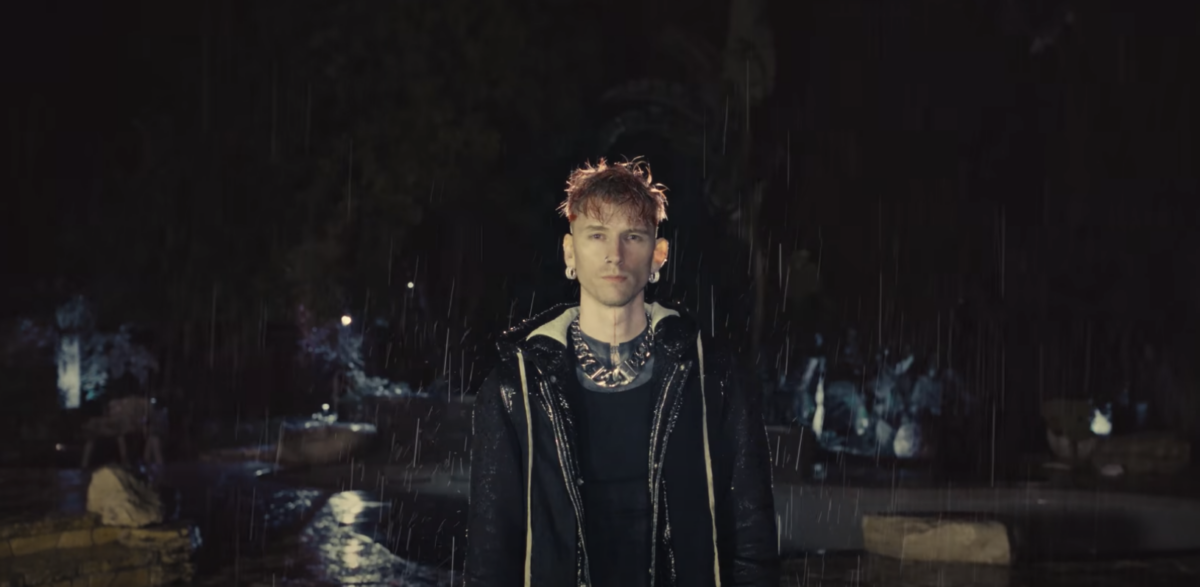 Machine Gun Kelly, Don't Let Me Go: videoclip ufficiale, testo e traduzione