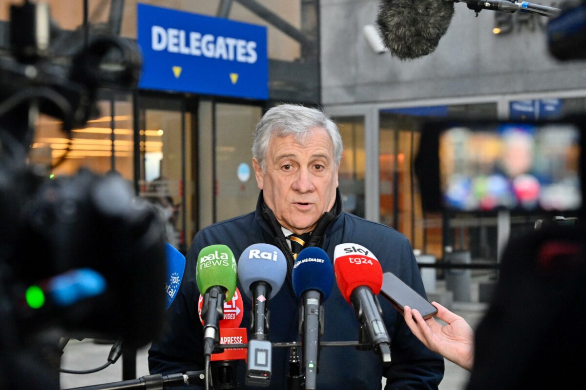 Elezioni europee, Tajani: "Se serve pronto a candidarmi prima del congresso, mi confronterò con Meloni e Salvini"