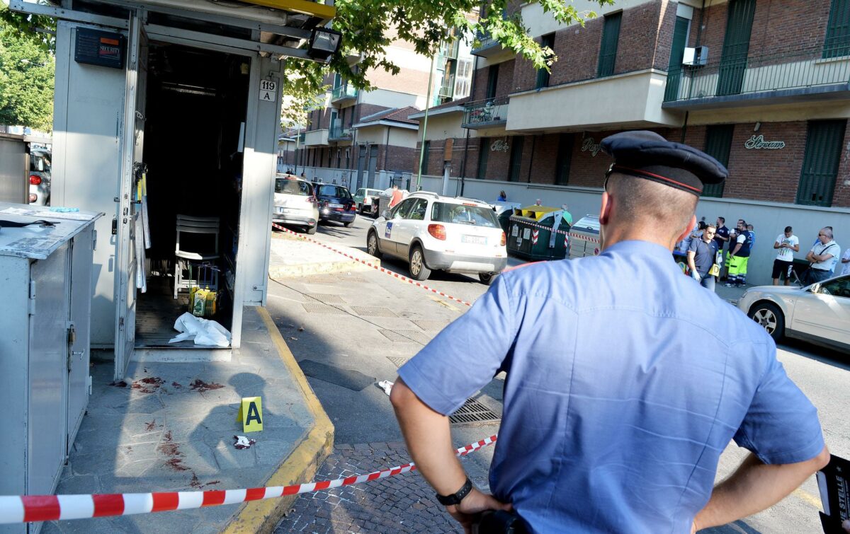 Torino, sangue in via Monastir: un uomo è stato gambizzato, caccia a chi ha sparato