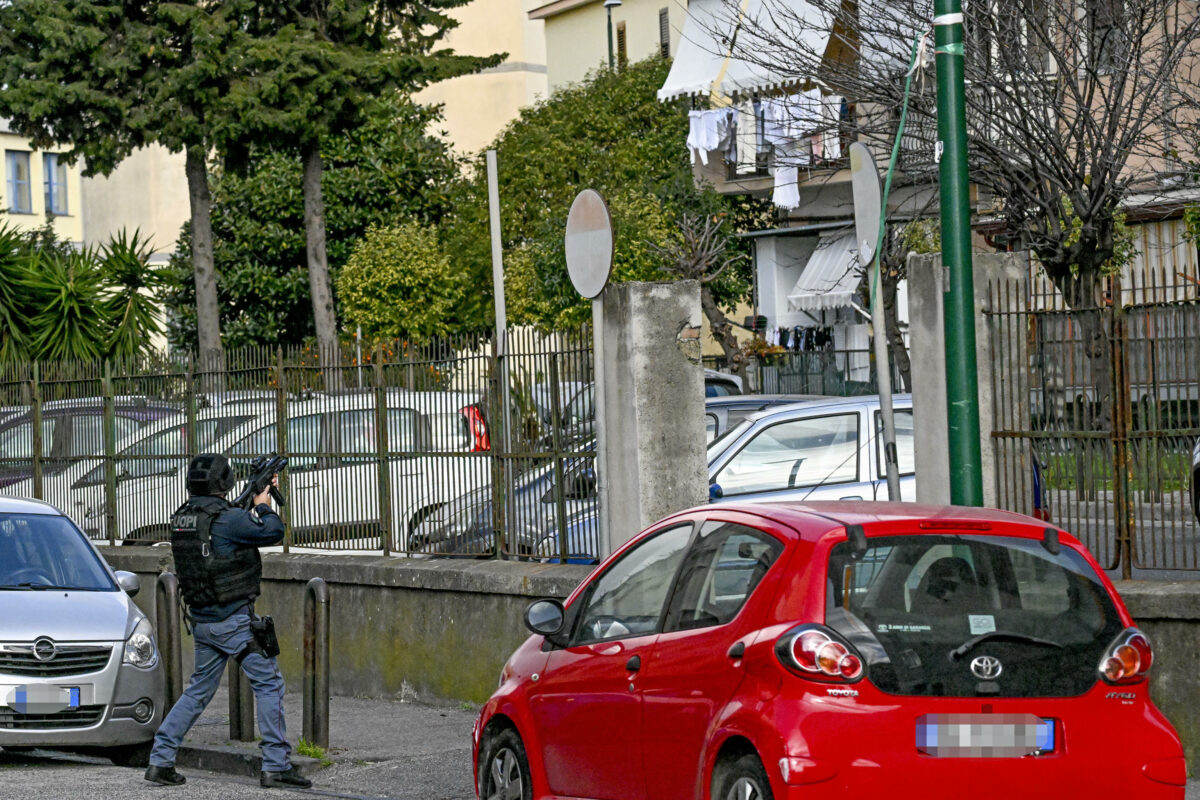 Chi è Pasquale Pinto? L'uomo che ha ucciso la moglie e si è suicidato a San Giovanni a Teduccio, Napoli