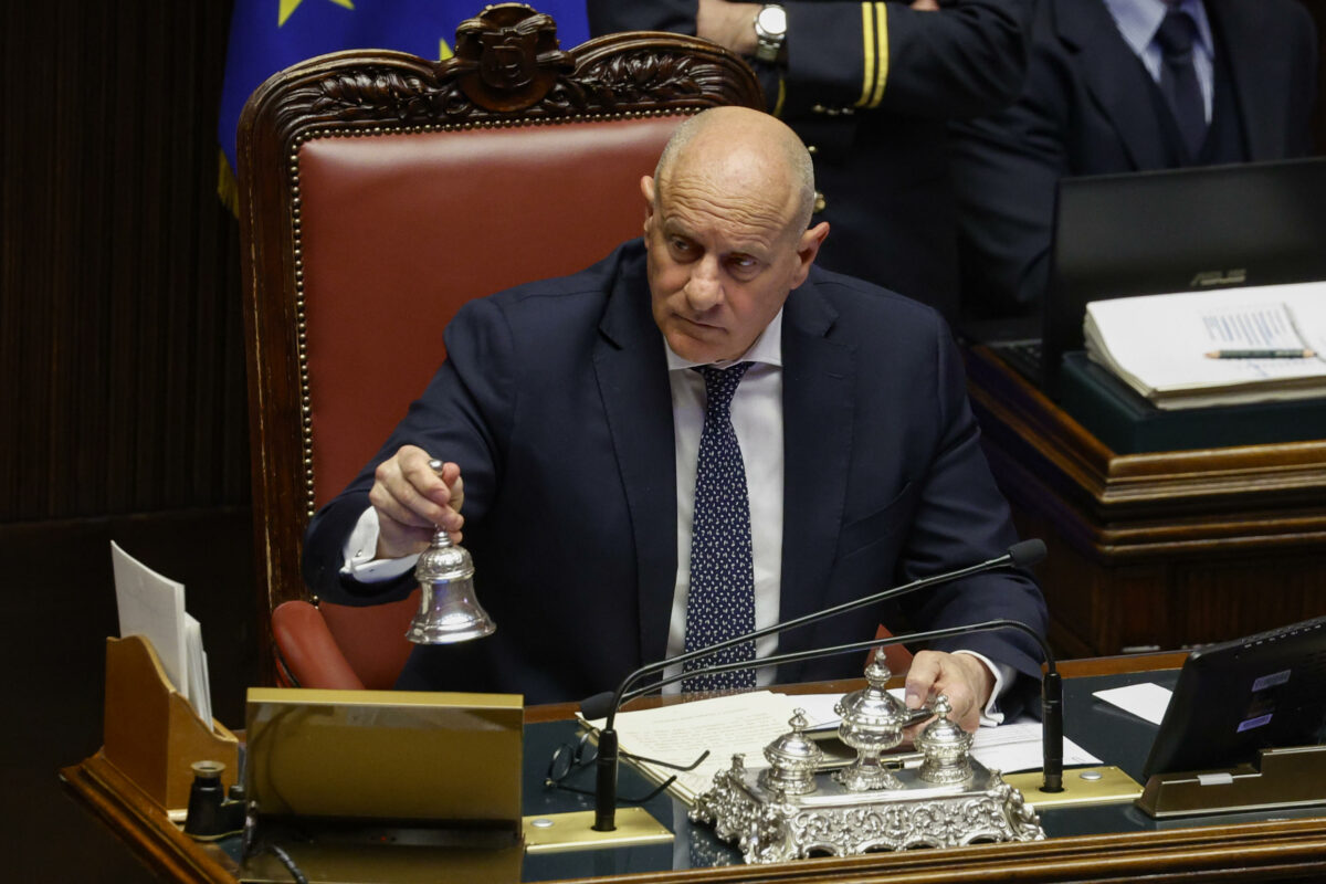 Commissione d'inchiesta sul Covid, bagarre alla Camera dopo l’istituzione. Rampelli: “Ho gestito l'Aula in maniera imparziale”