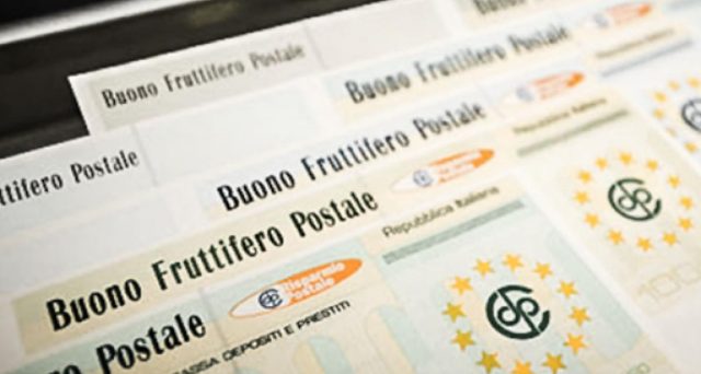 Buoni Fruttiferi Postali cointestati: come funziona se uno dei titolari muore?