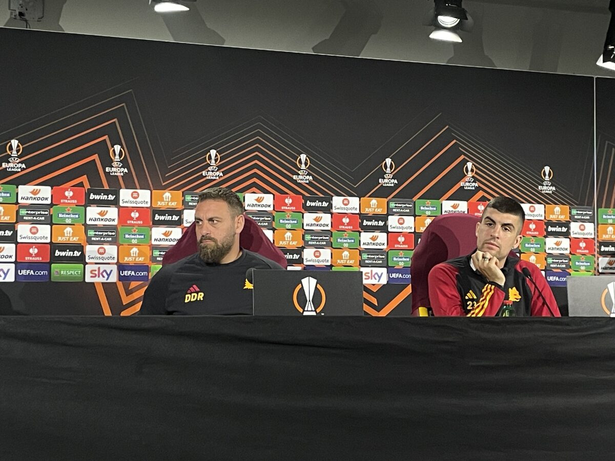 Roma - Brighton, la conferenza stampa di De Rossi: "Rispetto per loro, giocatori di talento"  Mancini: "Ha riportato serenità, fisicamente sto bene"   | VIDEO