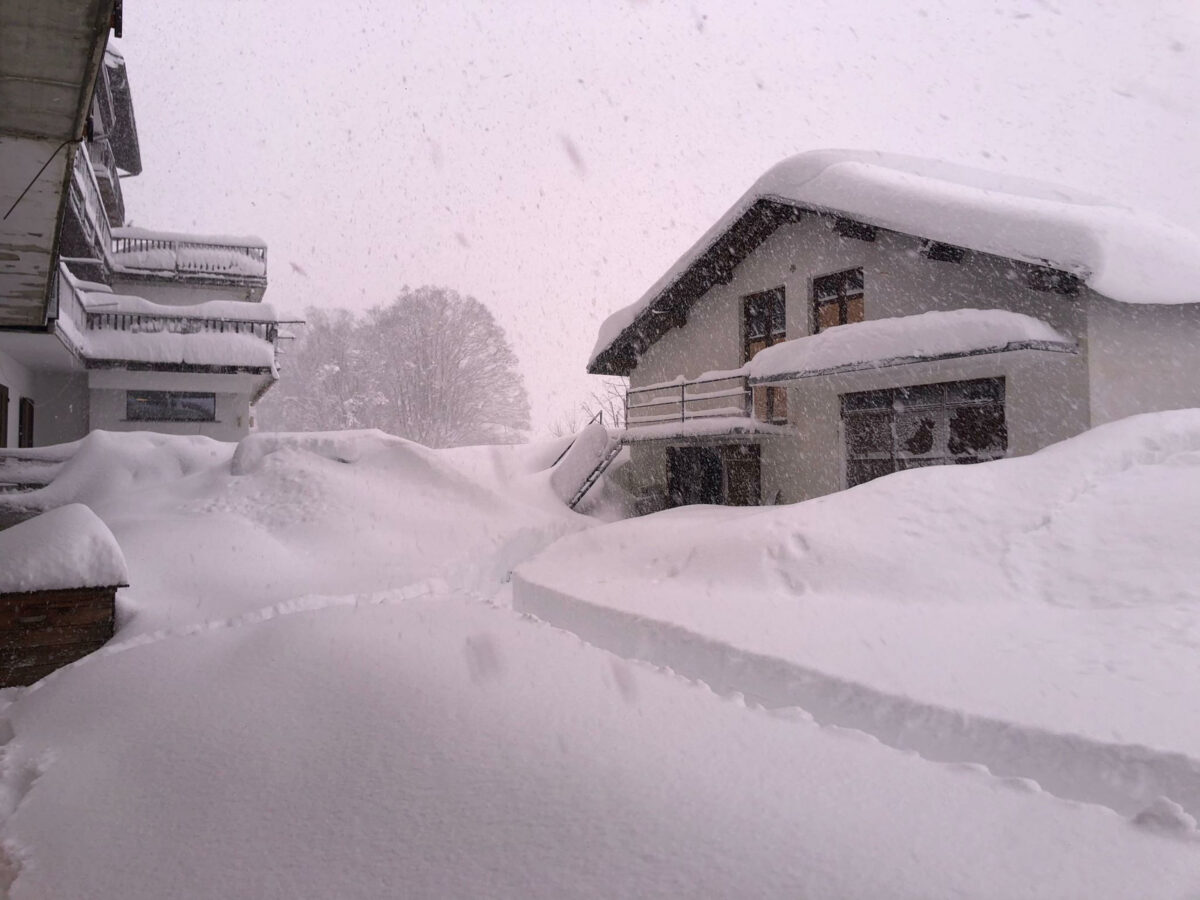 Il maltempo assedia l'Italia, allerta meteo arancione in Emilia Romagna, gialla in 16 regioni