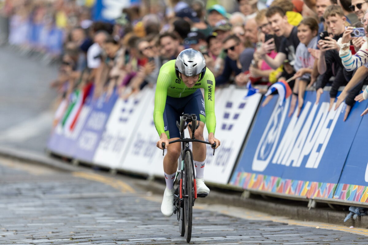 Strade Bianche 2024, Pogacar vince, Van der Poel: "Mi sto spaventando"