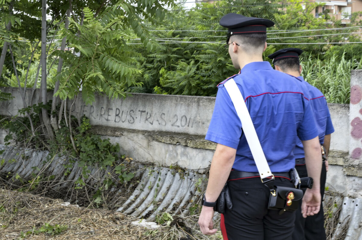 Roma, rissa finisce nel sangue: due ragazzi accoltellati al Pigneto