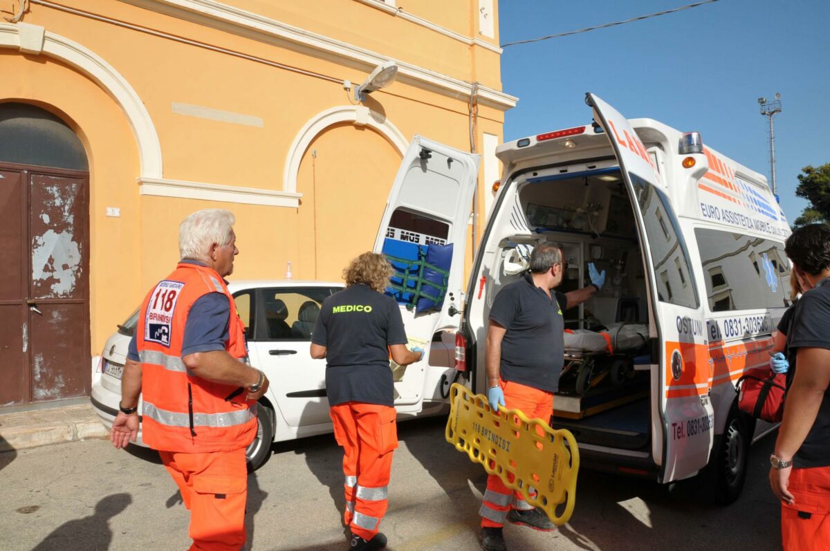 Brindisi, incidente sul lavoro: morto operaio 37enne schiacciato da un macchinario