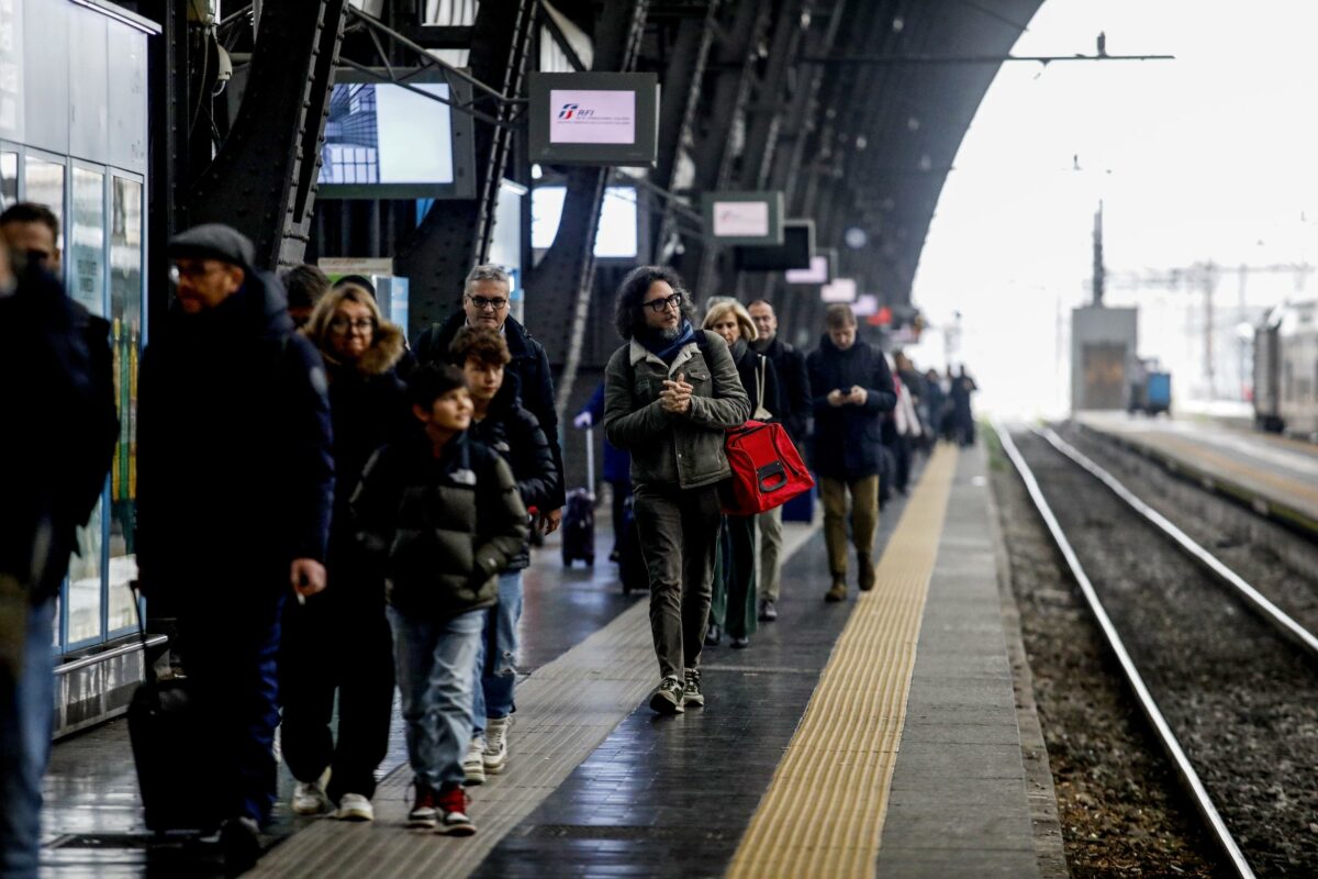 Sciopero 24 marzo 2024: i treni garantiti di Trenitalia, Trenord e Italo